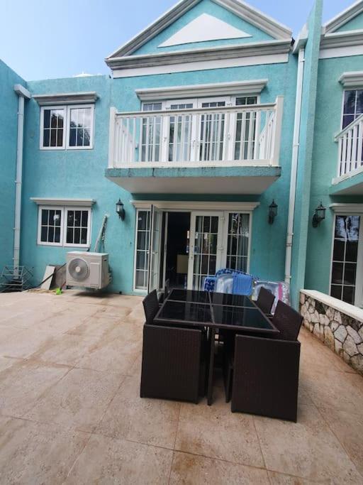 Townhouse By The Bay, Little Bay Country Club ,Negril Villa Orange Bay Buitenkant foto