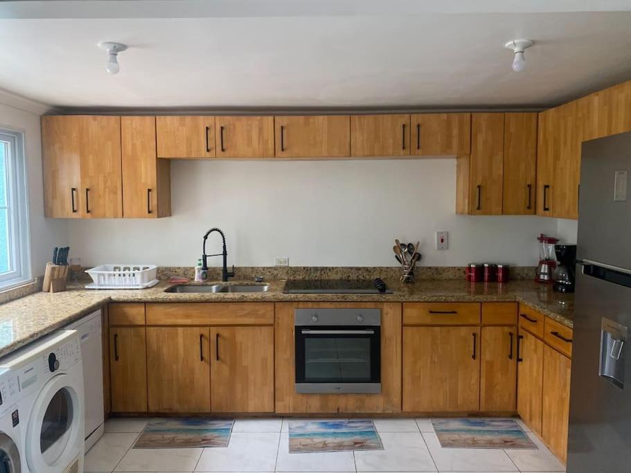 Townhouse By The Bay, Little Bay Country Club ,Negril Villa Orange Bay Buitenkant foto