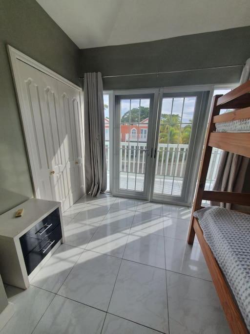 Townhouse By The Bay, Little Bay Country Club ,Negril Villa Orange Bay Buitenkant foto