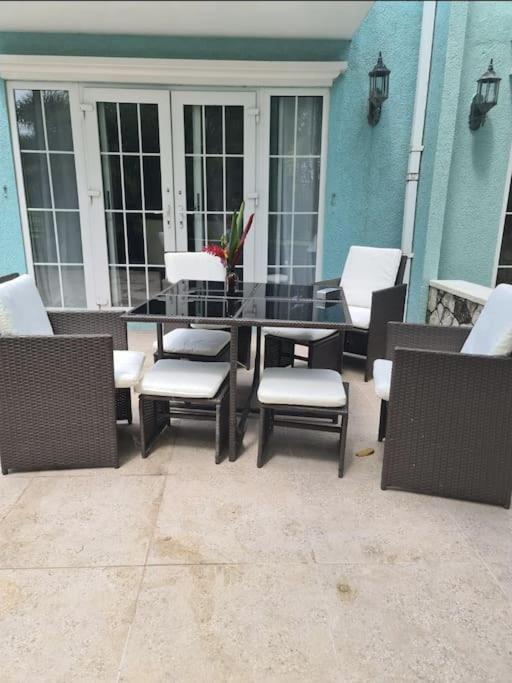 Townhouse By The Bay, Little Bay Country Club ,Negril Villa Orange Bay Buitenkant foto