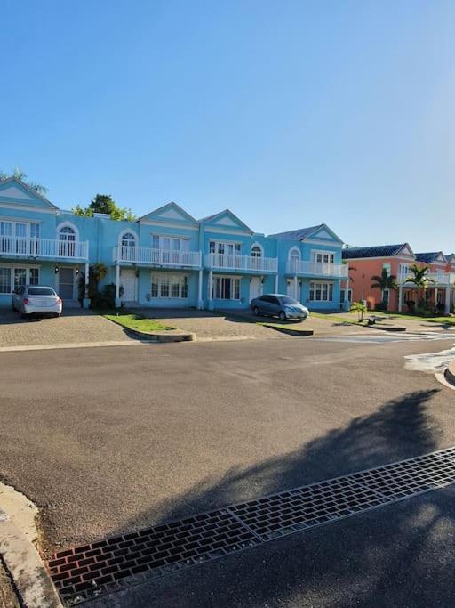 Townhouse By The Bay, Little Bay Country Club ,Negril Villa Orange Bay Buitenkant foto